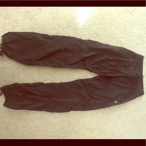 Lululemon dance studio pants, black size 6Reg